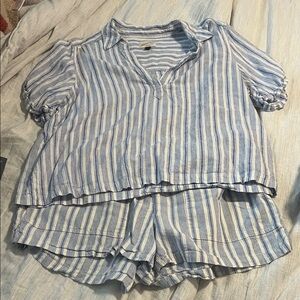 Universal Thread Blue and White Striped Two-Piece Lounge Set